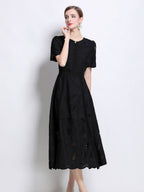 Retro Heavy-duty Hollowed-out Embroidered Round Neck Waist-cinching Short-sleeved Dress