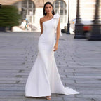 Rocío Premium Fashion Fishtail Wedding Dress Slimming Shoulder Statement Occasion Edit