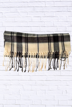 Chic Plaid Scarf _ Cozy, Trendy, and Timeless Style