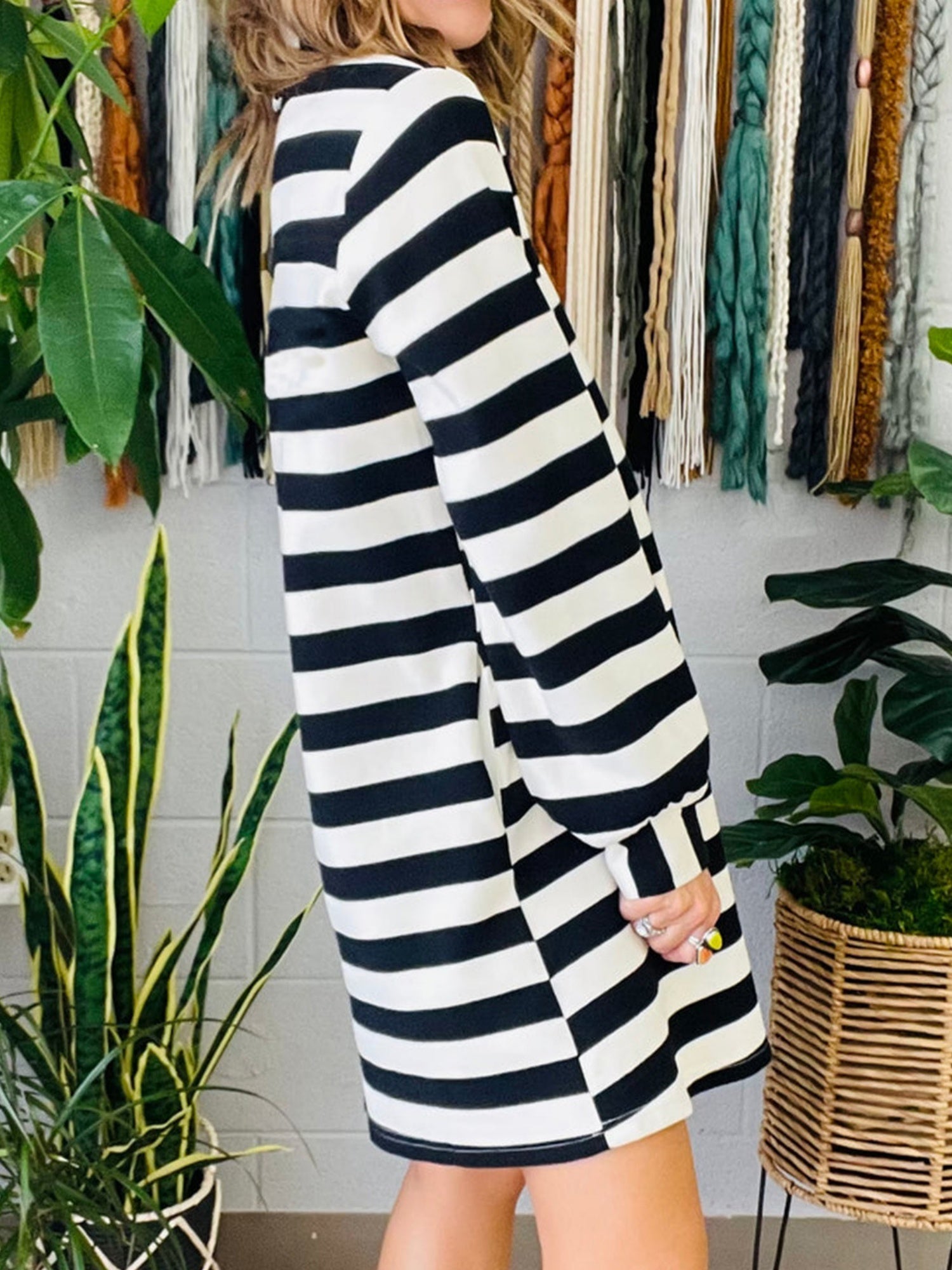 Stripes Color Matching Polo Collar Pocket Long-sleeved Midi Dress