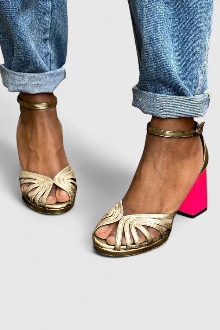 | Heels