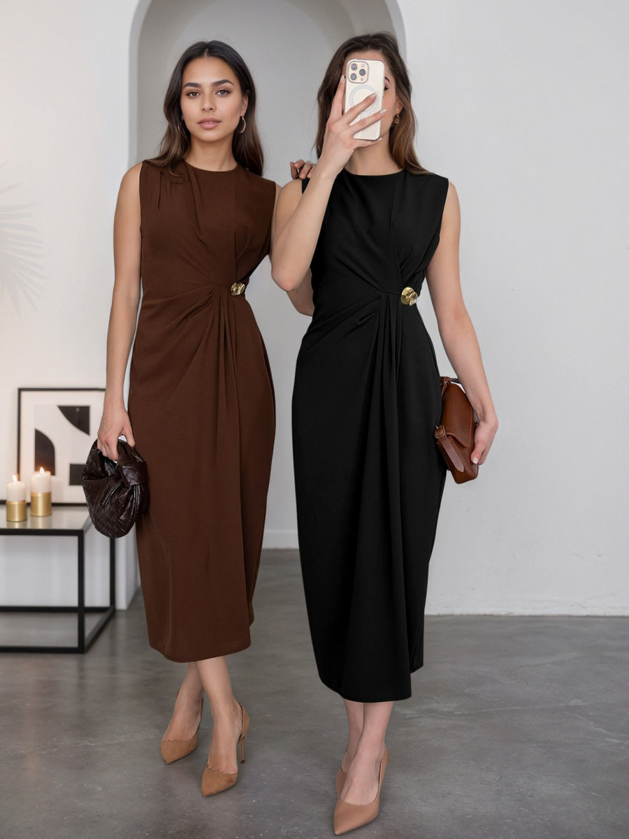 Sleeveless Pleated Metal Decoration Slit Midi Dresses
