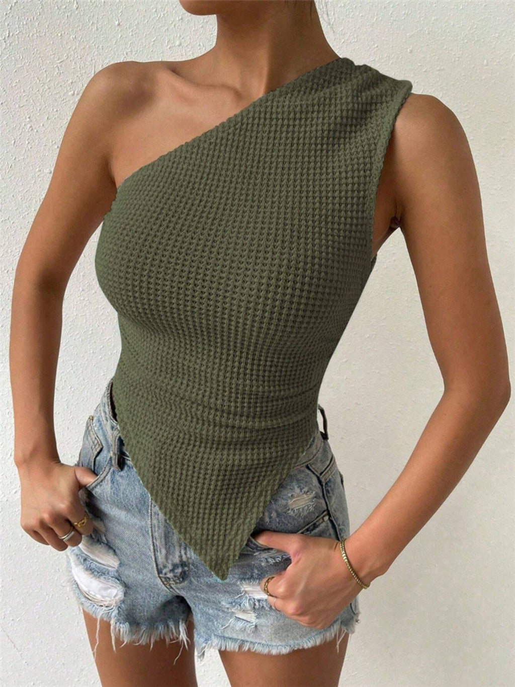 Sloping Shoulders Irregular Hem Tank Tops&Camis