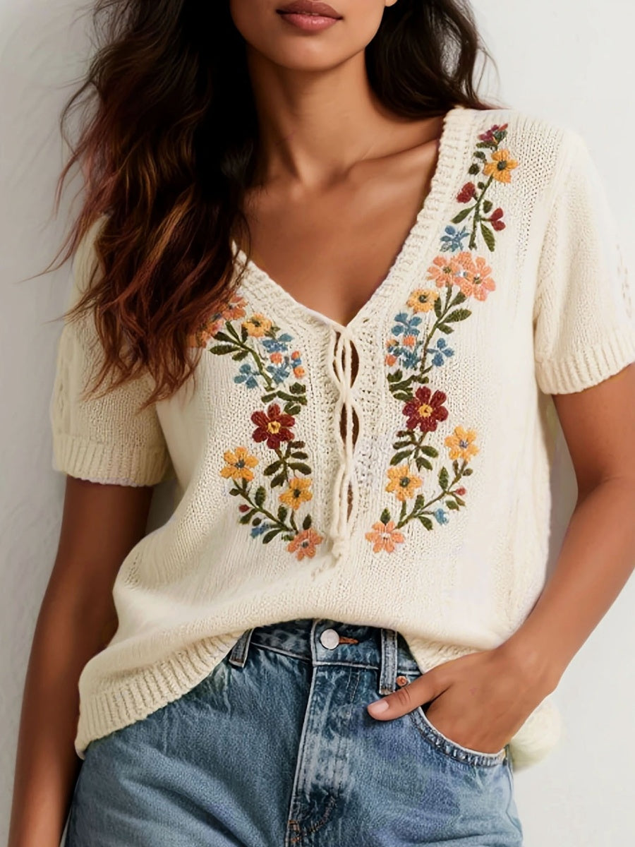 Retro Floral Embroidered Knit V-neck Short-sleeved T-shirt