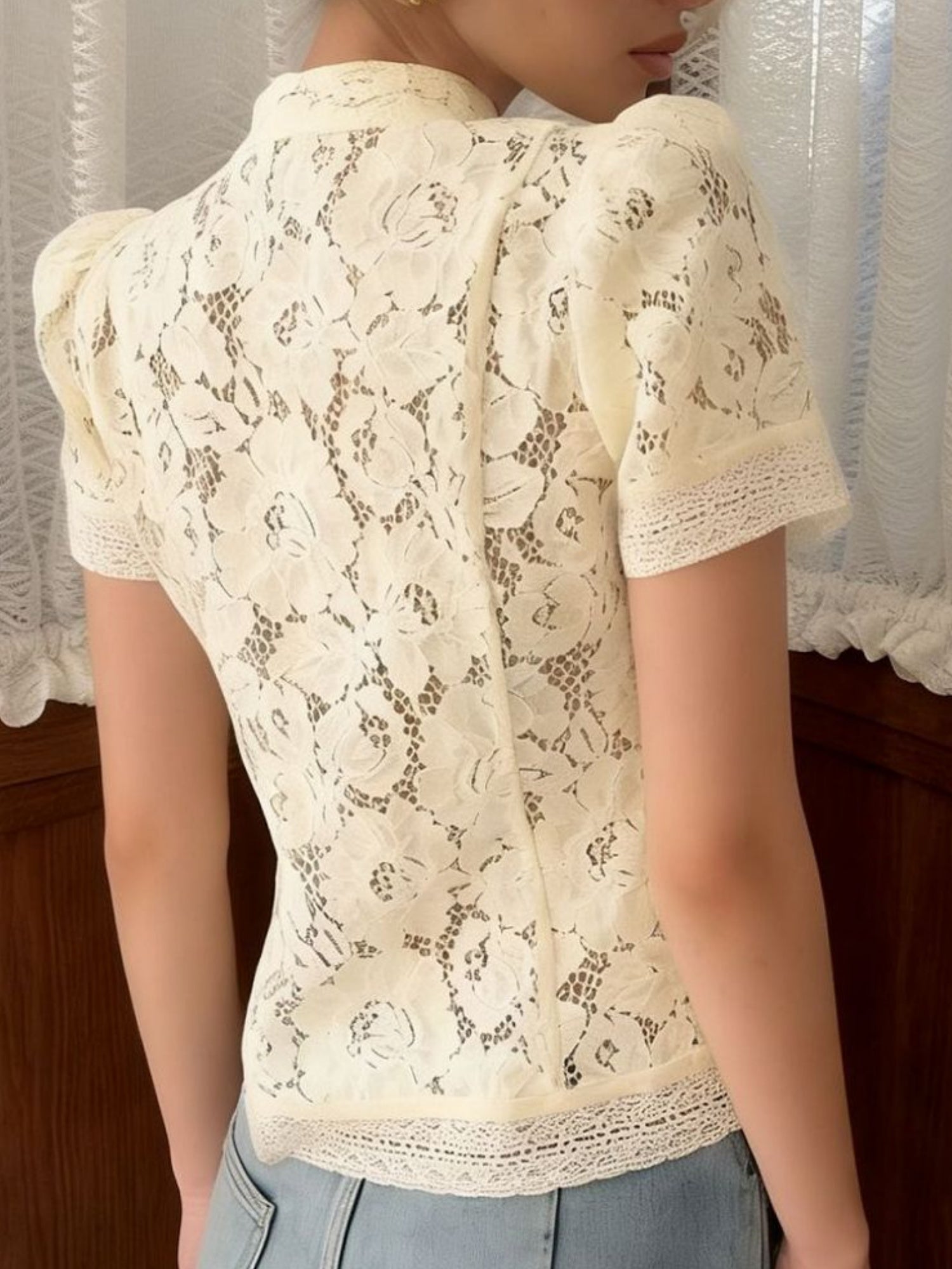 Lace Crochet Stand Collar Button Short-sleeved T-shirt