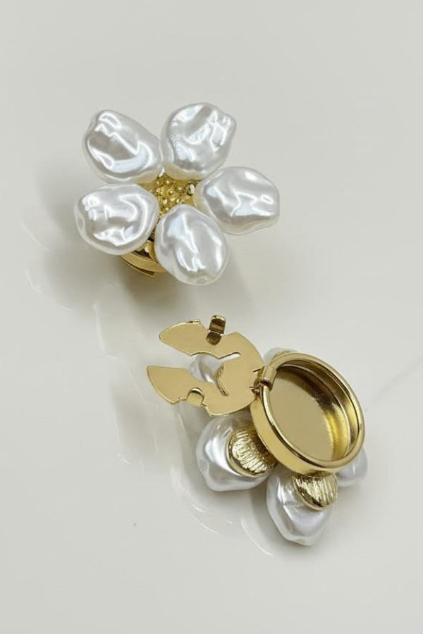 Cute Pearl Flower-shaped Cufflinks