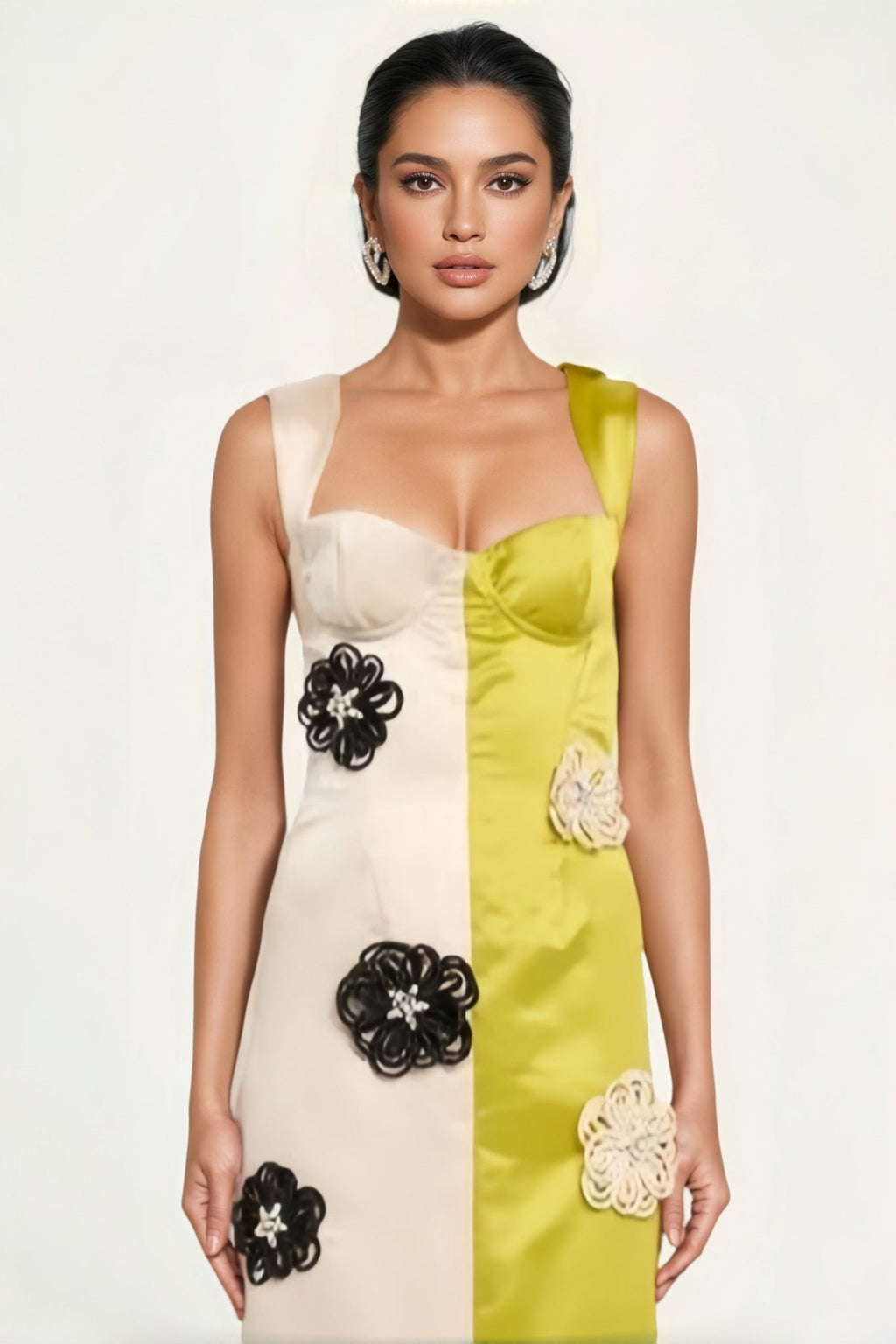 Xylia Color Blocked Flower Bandage Maxi dress