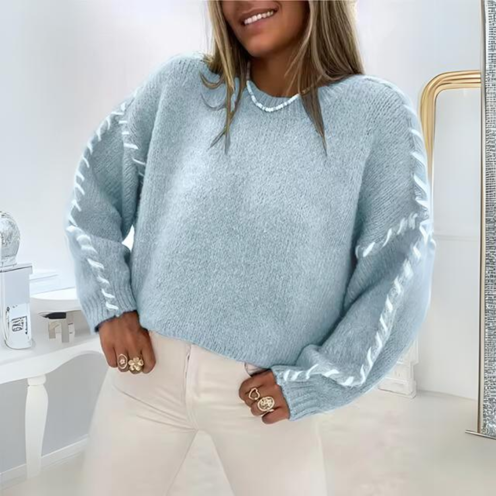 | Loose sweater in warm fabric