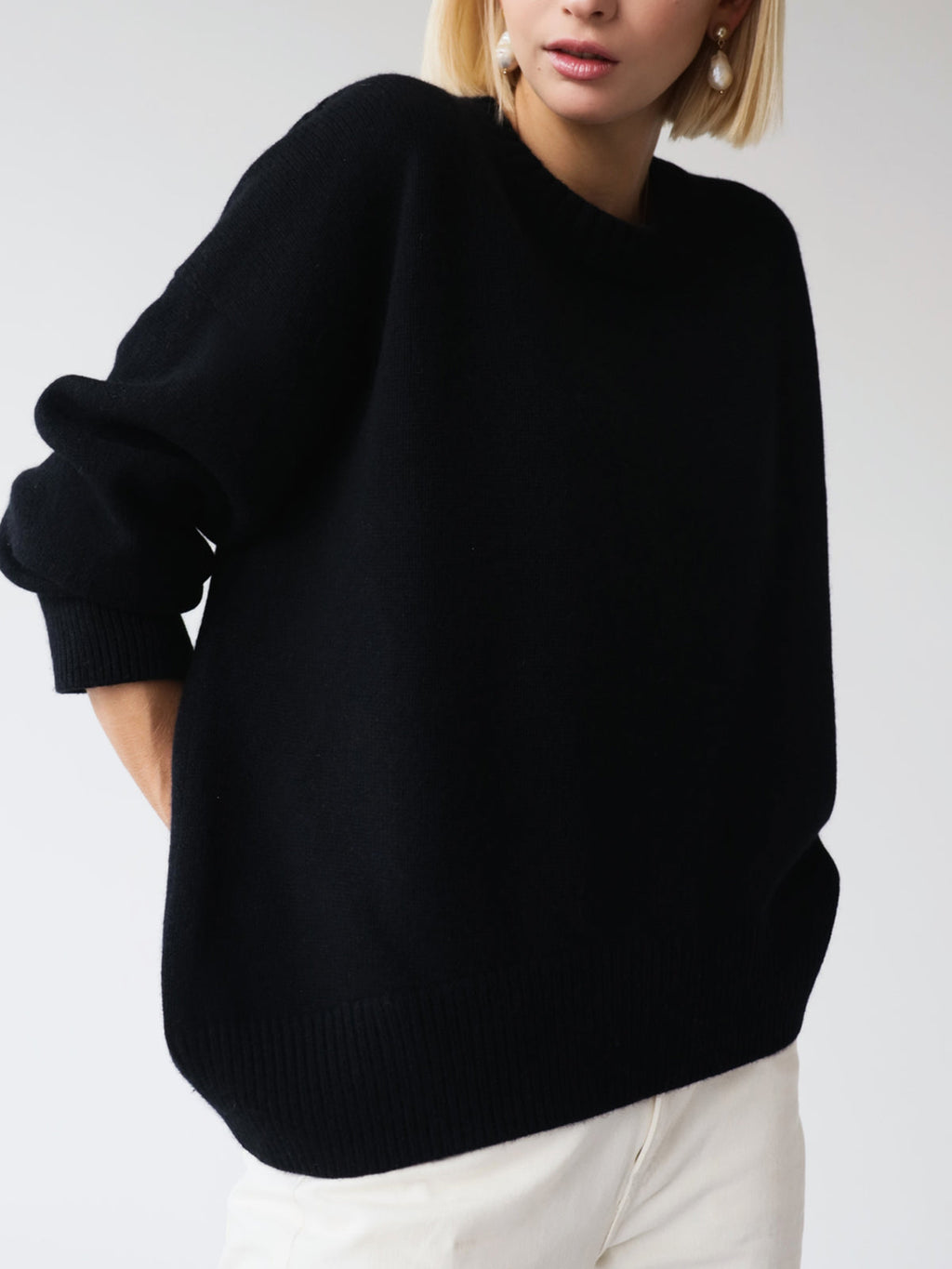 | Women’s Winter Oversized Knit Pullover Sweater