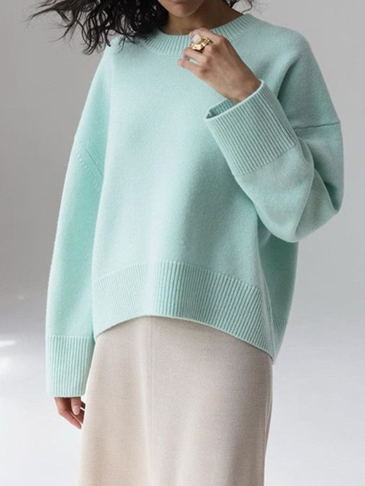 | Women’s Winter Oversized Knit Pullover Sweater