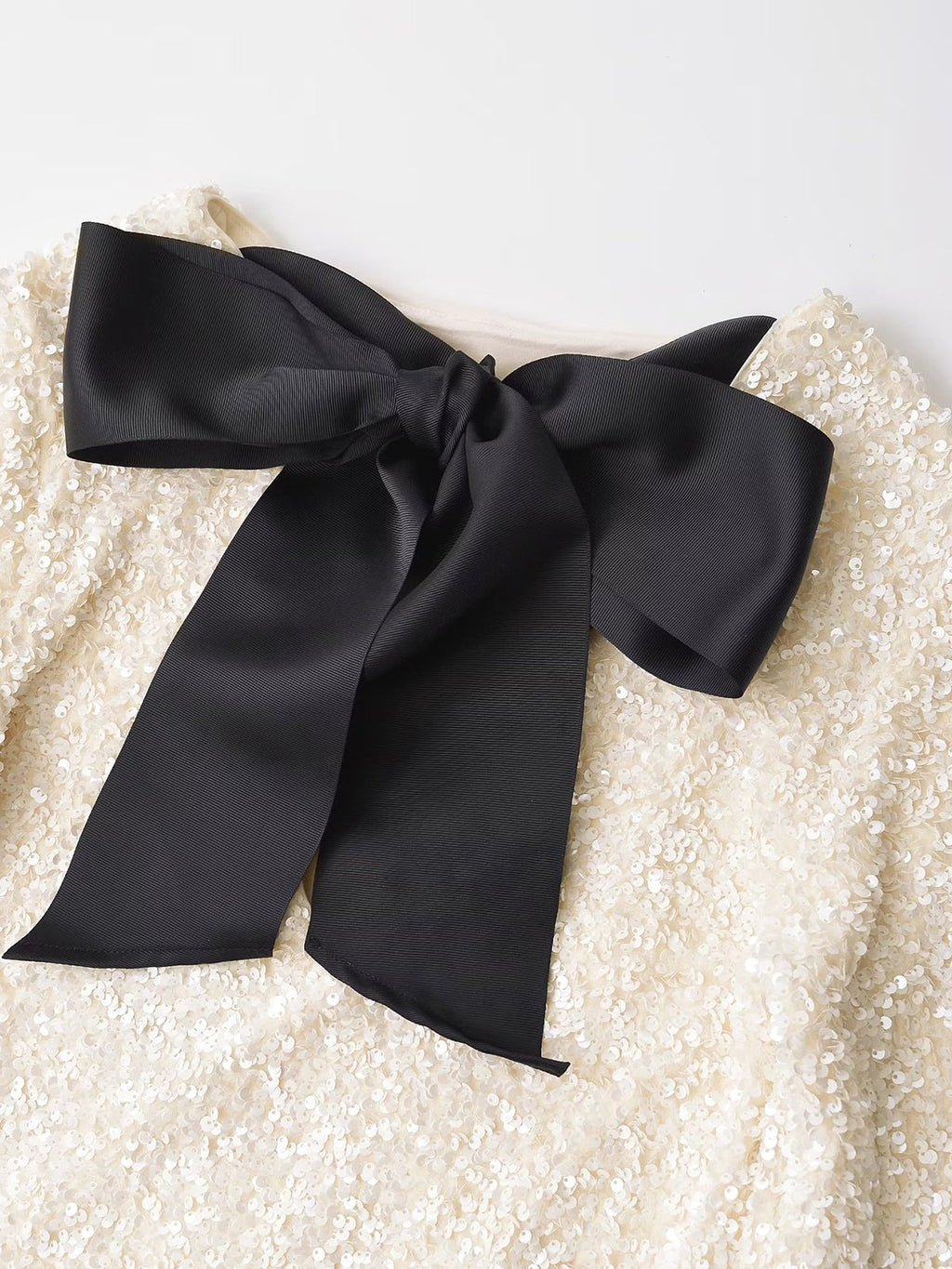 Sequin Knit Long Sleeve Oversized Bow Back A-Line Shift Mini Dress