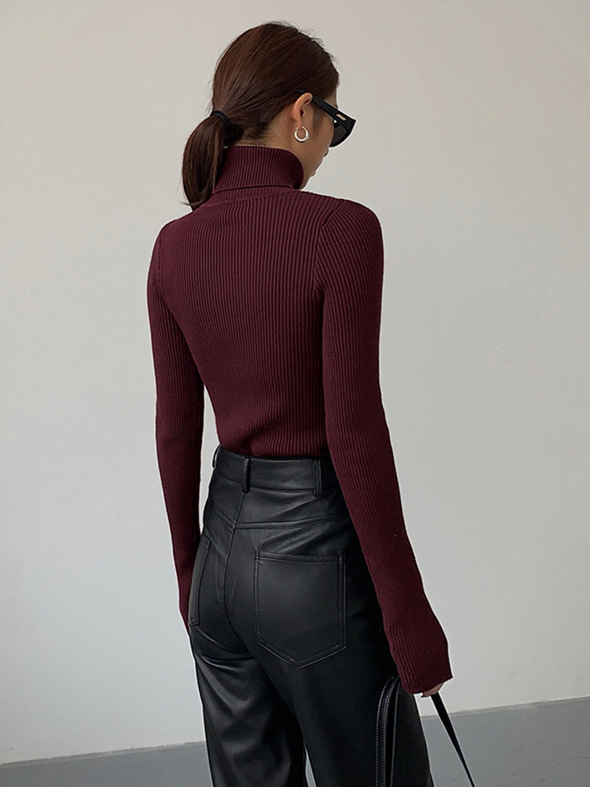 | Women’s Ribbed Turtleneck Sweater
