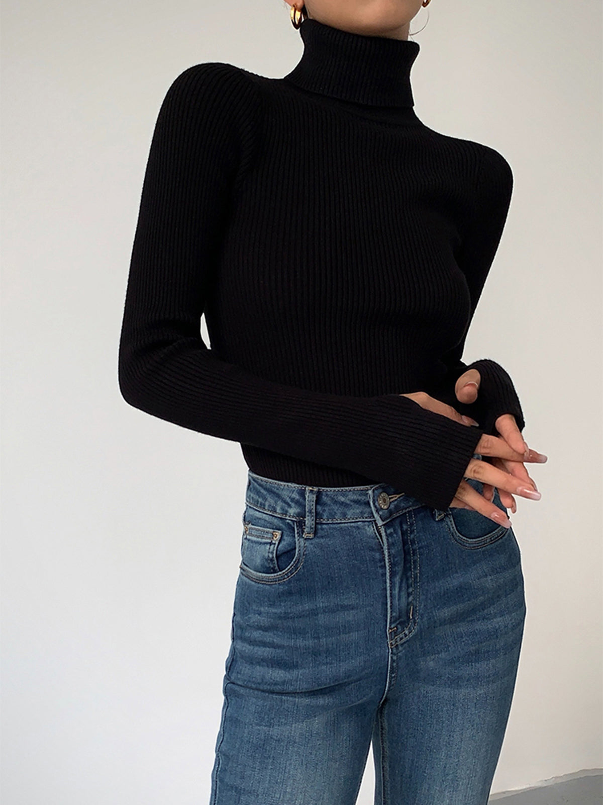 | Women’s Ribbed Turtleneck Sweater