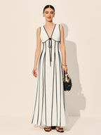 Off-white Contrast Trim Dress With Pockets