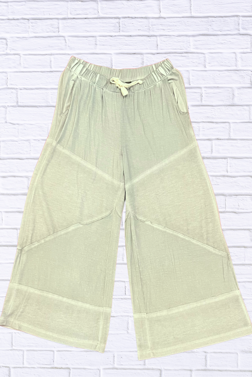 Diva USA Seasons Bottoms - Flattering, Comfortable, and Stylish