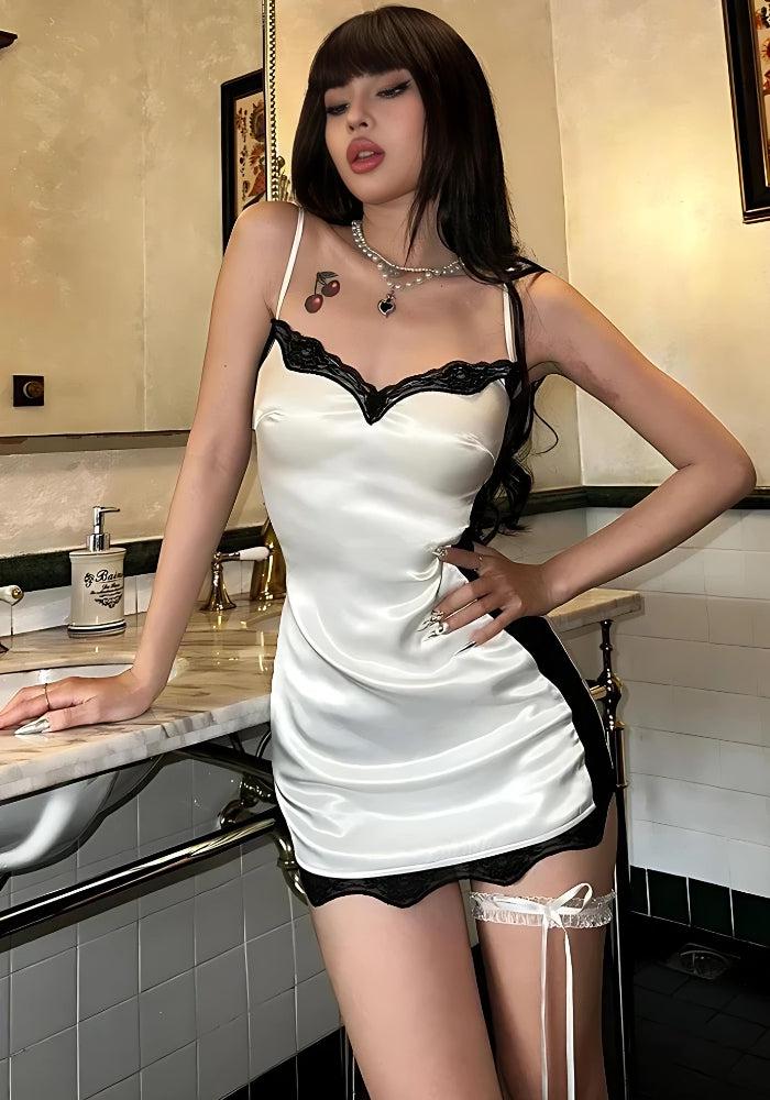 Lace Trim Deep V-Neck Side Panel Contour Bodycon Mini Dress