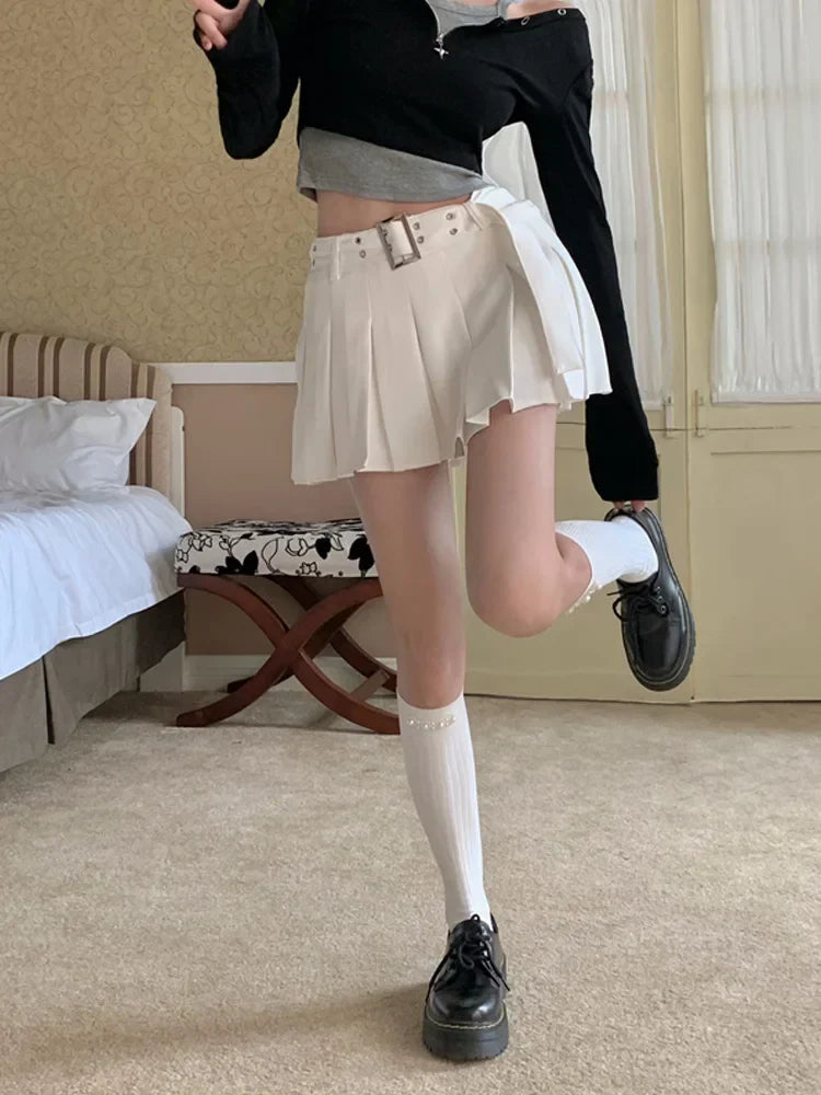 Eyelet Belt Pleated Mini Skirt