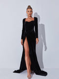 Bernice Long Sleeve Gloves Velvet Maxi Dress In Black