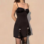 Lace Trim Sweetheart Bow Lace Inset Slit Bodycon Mini Dress