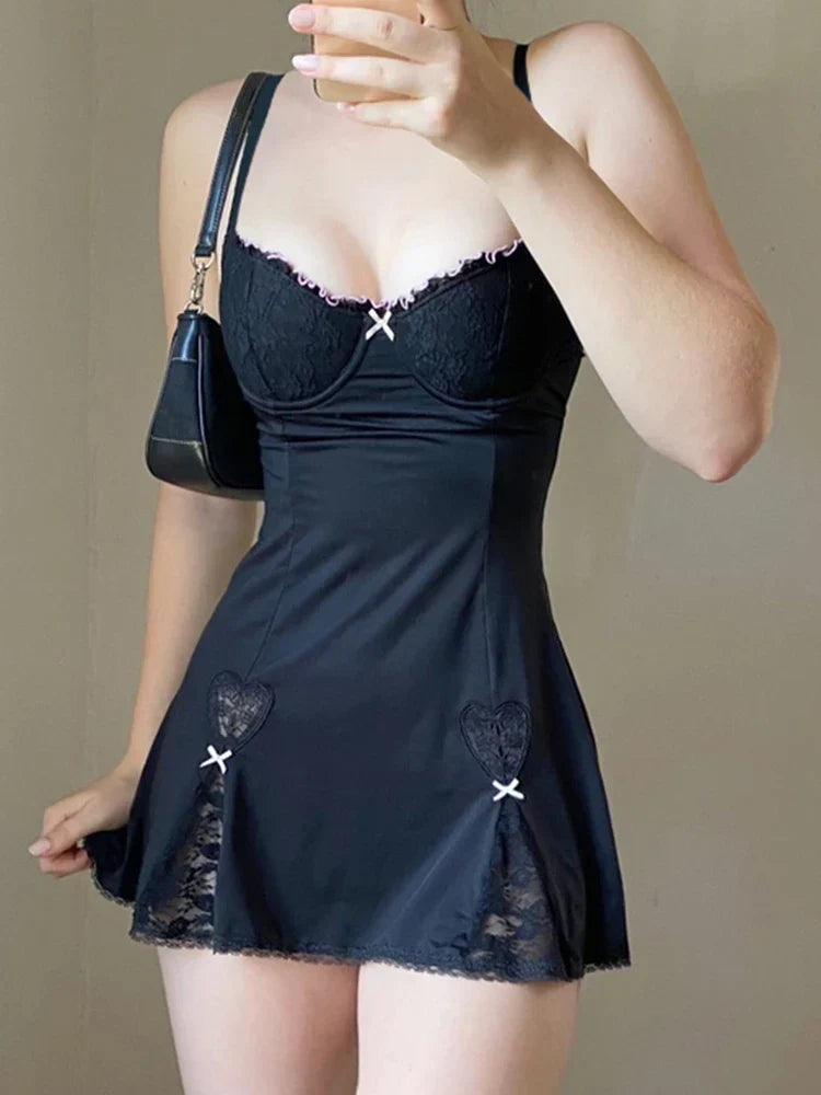 Lace Trim Sweetheart Bow Lace Inset Slit Bodycon Mini Dress