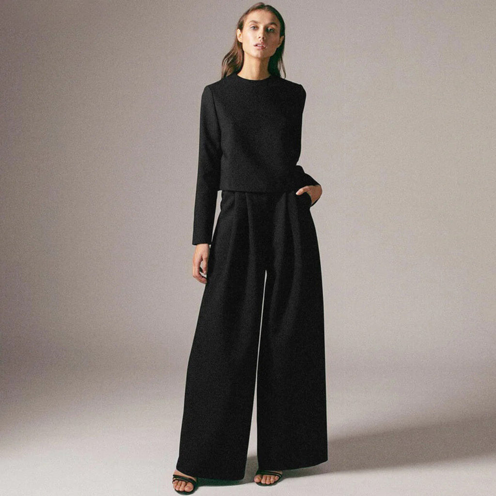 | Women’s Relaxed Fit Two-Piece Outfit Set