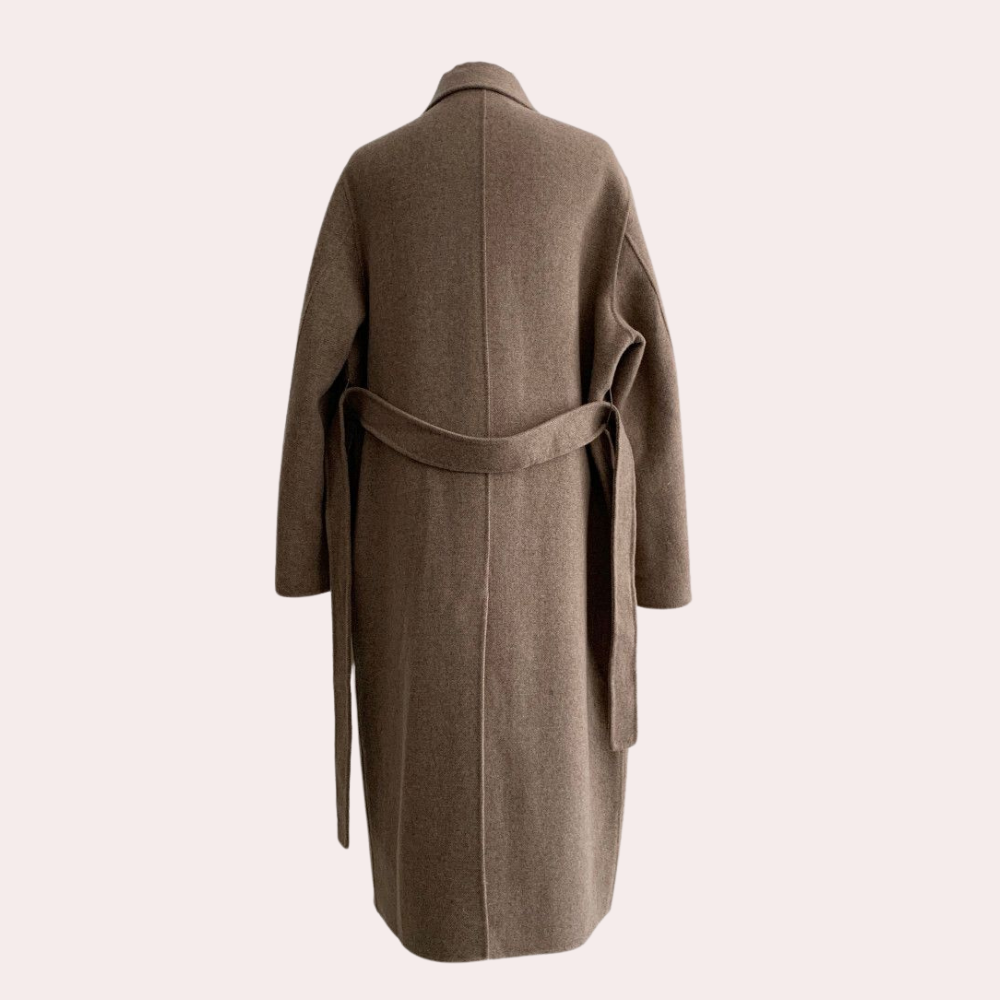 | Tailored winter coat
