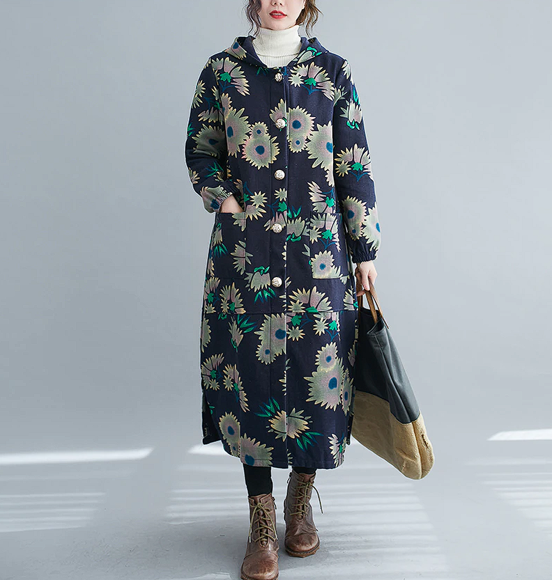 | Long cotton winter coat with hood