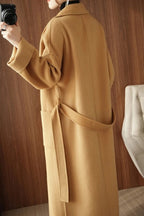 | Comfortable long coat