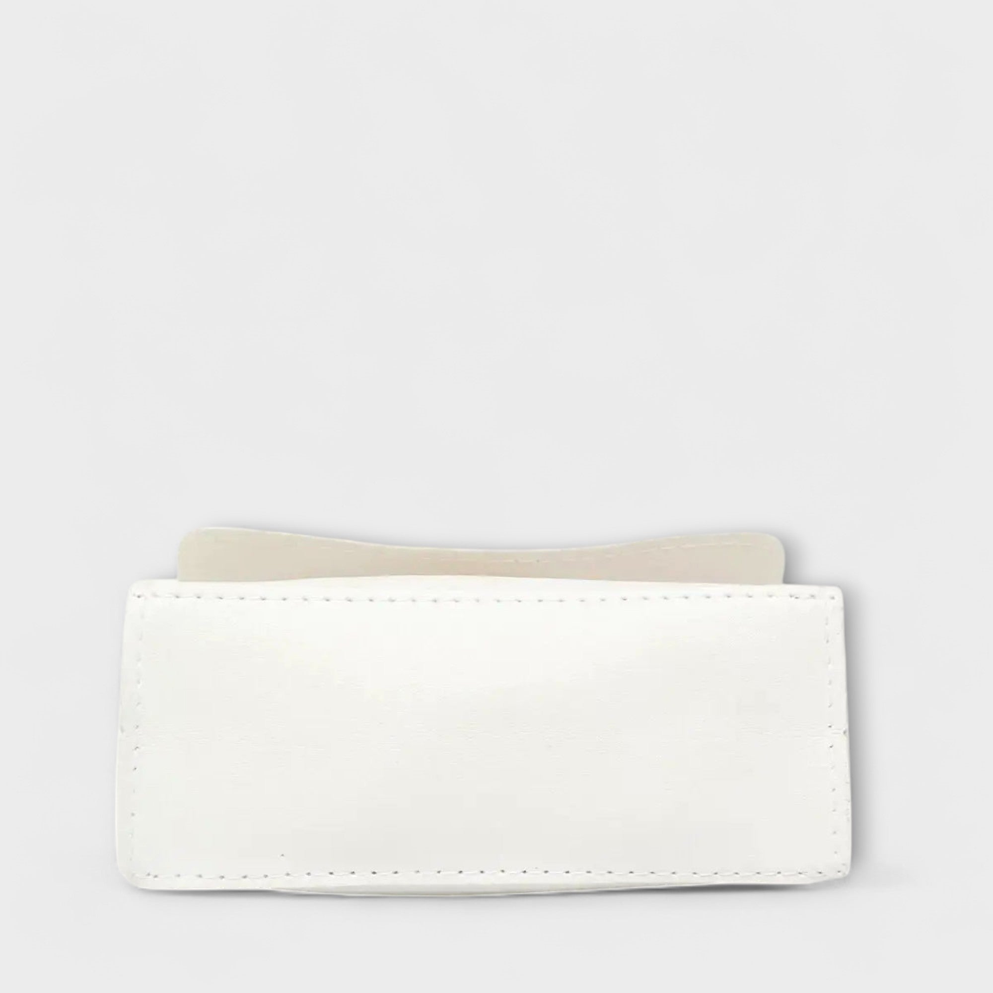 | Handbag