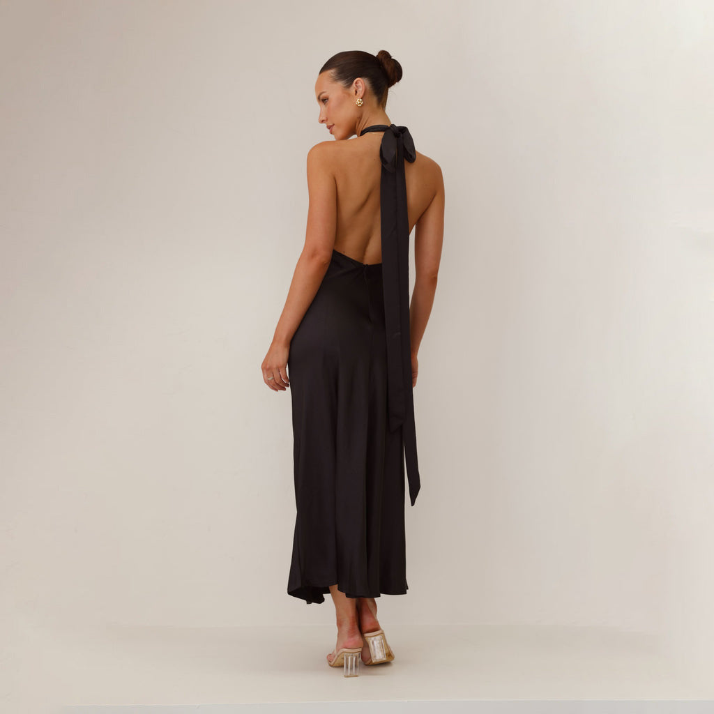 Karol Exclusive Sofia Dress – Flowing Elegance with Halterneck Detail Designer Edit
