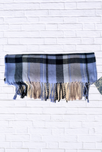 Chic Plaid Scarf _ Cozy, Trendy, and Timeless Style