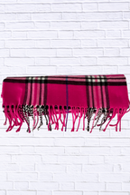 Chic Plaid Scarf _ Cozy, Trendy, and Timeless Style