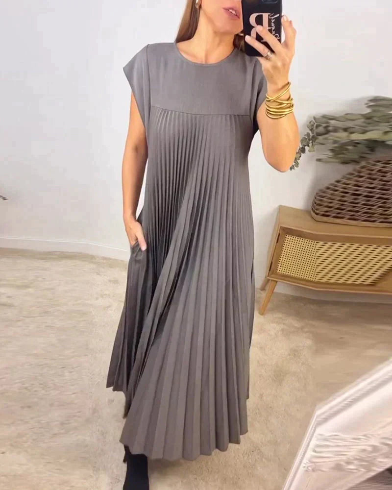 Simona Exclusive Sleeveless Dress with Pleats Evening Wear Edit