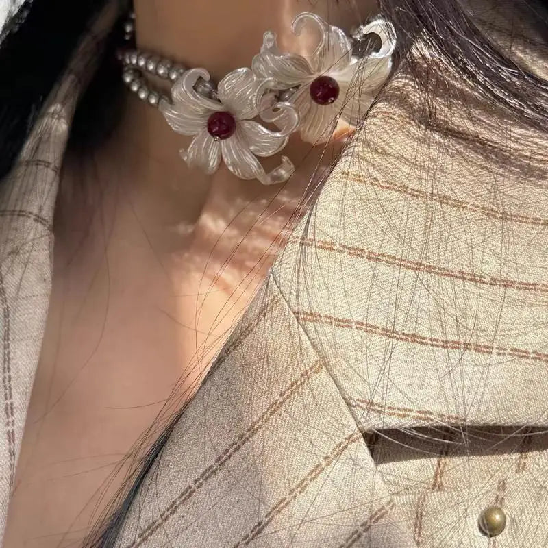 Floral Pearl Necklace