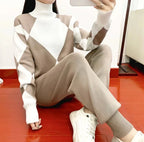 | Women's sweater and pants set