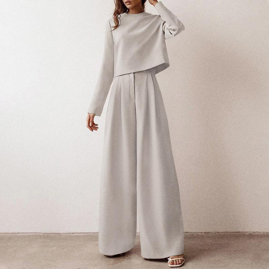 | Women’s Relaxed Fit Two-Piece Outfit Set