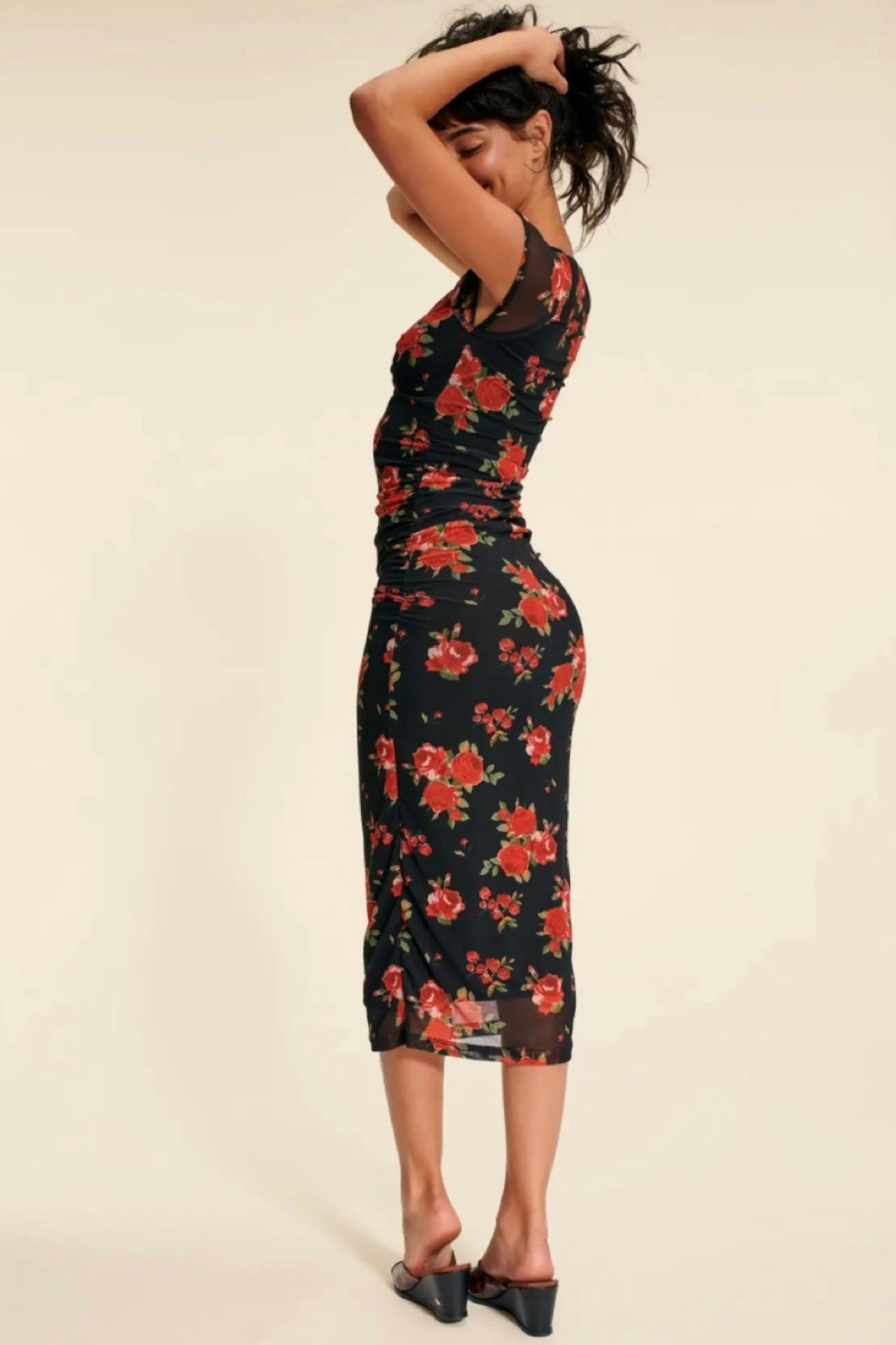Floral Print Sweetheart Neck Cap Sleeve Ruched Bodycon Midi Dress