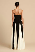 Galatea Contrast Color Sweetheart Neck Sleeveless Midi Dress