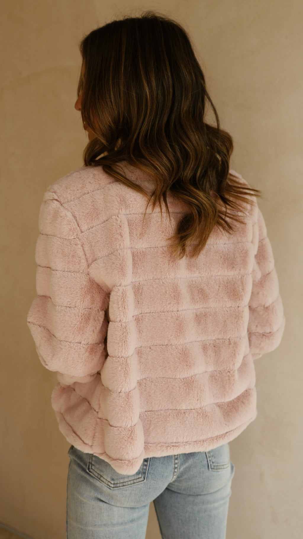 | Teddy crop jacket, line pattern