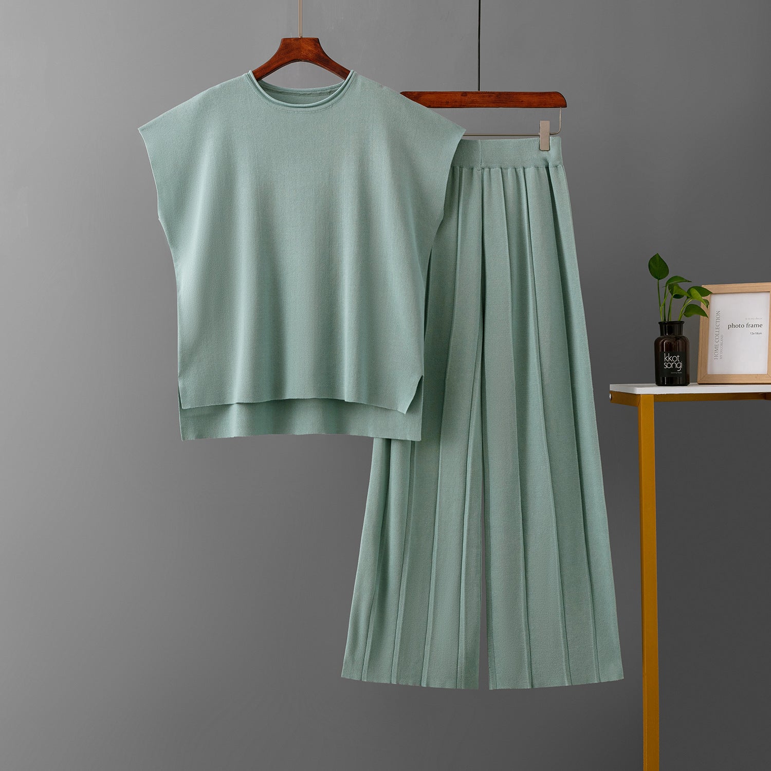 Solid Color Sleeveless Sweater Vest & Wide Leg Pants Sets