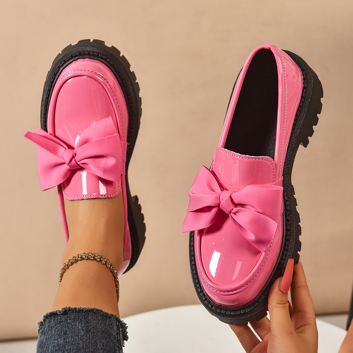 AmyVictoria™ - Elegant Solid Color Bowknot Slip-On Loafers
