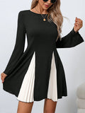 Úrsula Aesthetic Women's Flared Dress with Pleated Elements Boutique Collection
