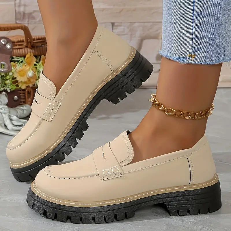 AmyVictoria | Chic Loafers