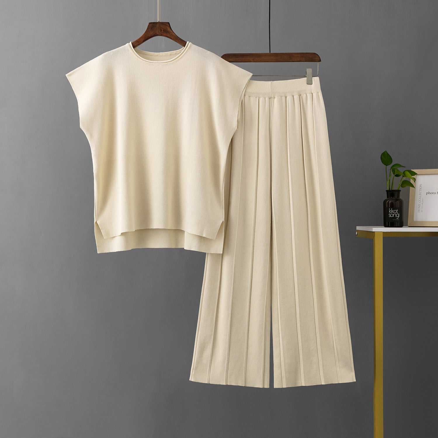Solid Color Sleeveless Sweater Vest & Wide Leg Pants Sets