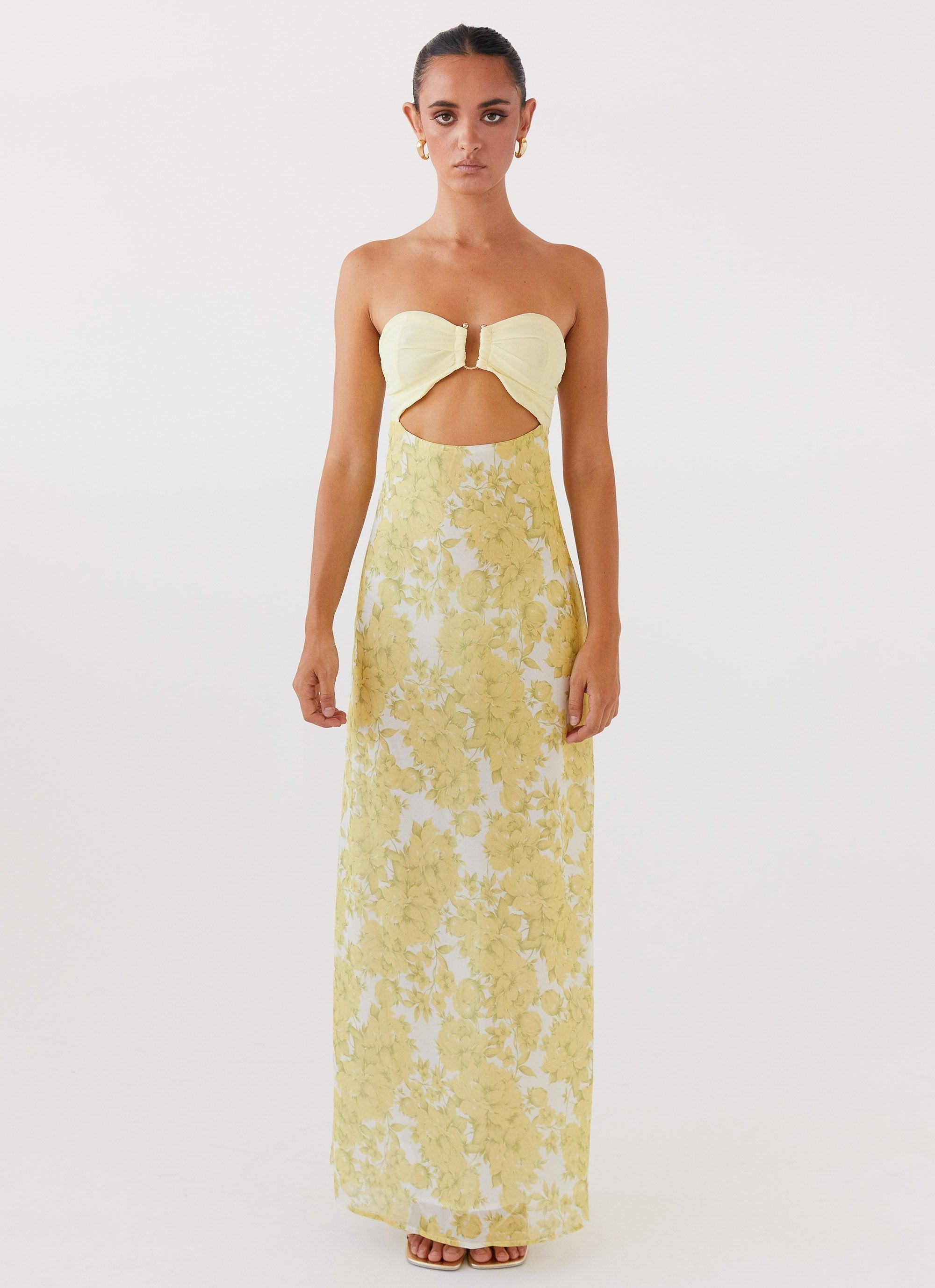 Strapless Ring Hardware Midriff Cutout Floral Print Tiered Maxi Dress