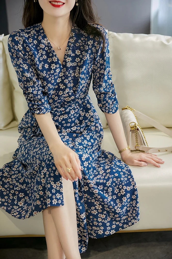 V-Neck Three Quarter Sleeve Ditsy Floral Print A-Line Midi Dress