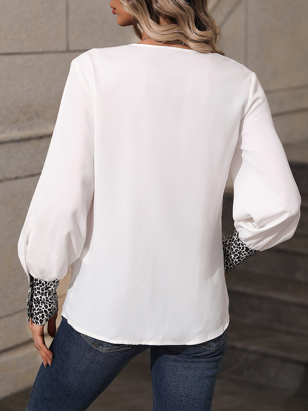 Printed V-Neck Long Sleeve Shirt