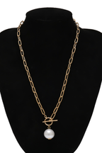Pearl Pendant Necklace on Chain