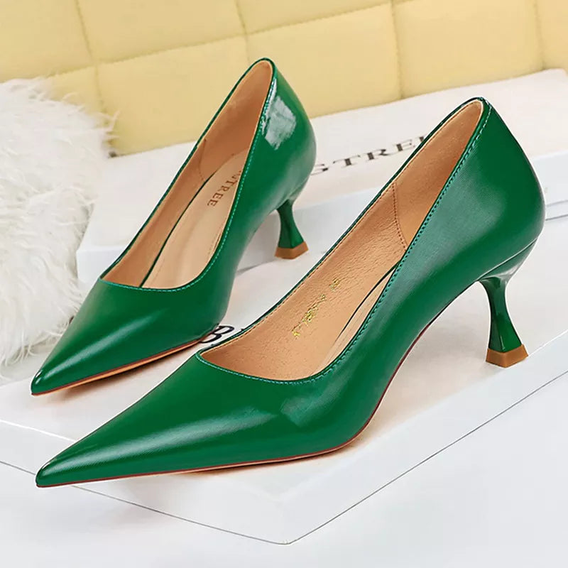 Fashion Kitten High-heeled Pumps in Pu Leather for Women