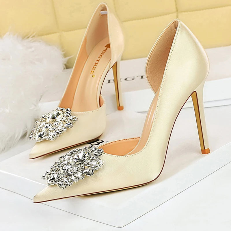 Rhinestone Kitten Heels Elegant Luxurious Banquet Shoes Pointed High Heels for Women